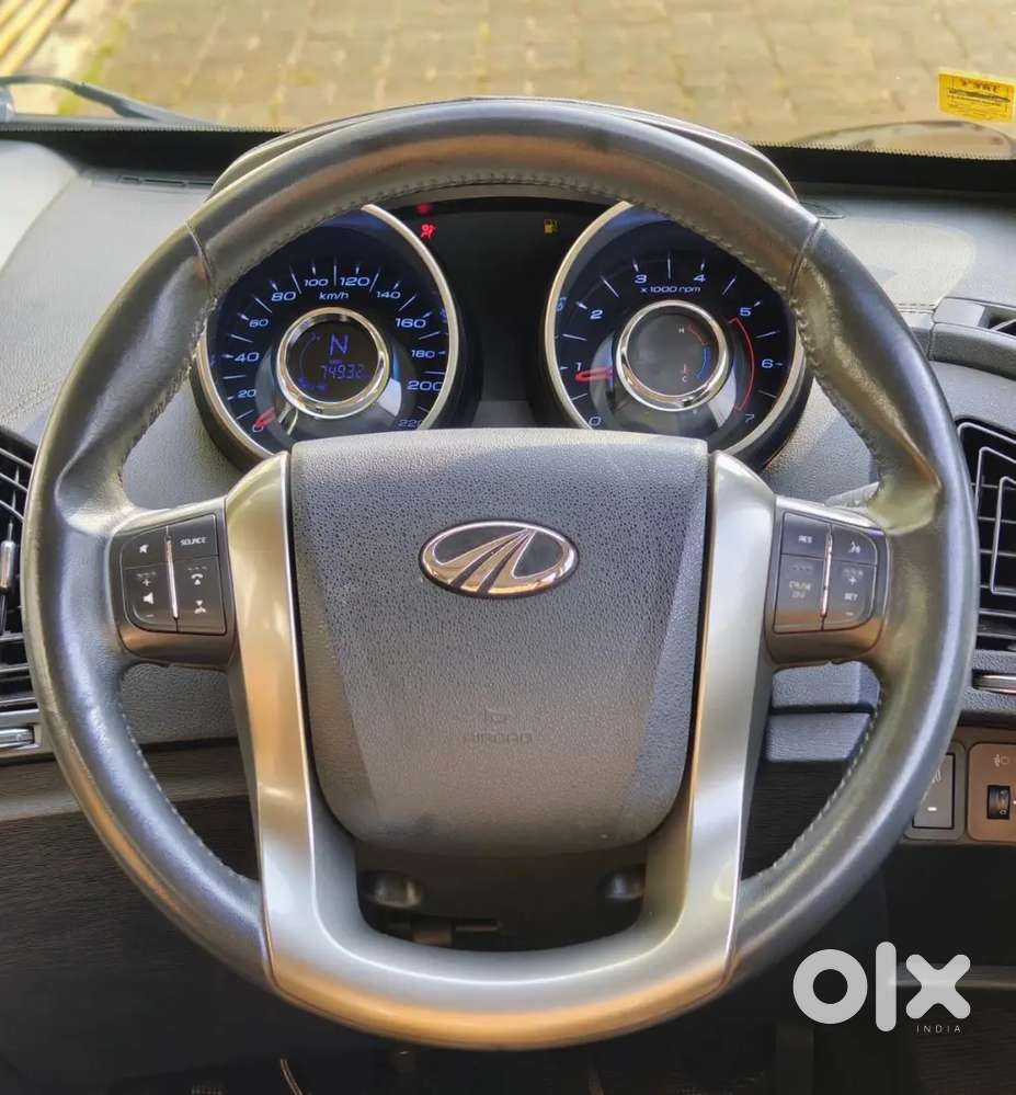 Mahindra Xuv500 2.2 W11 2018