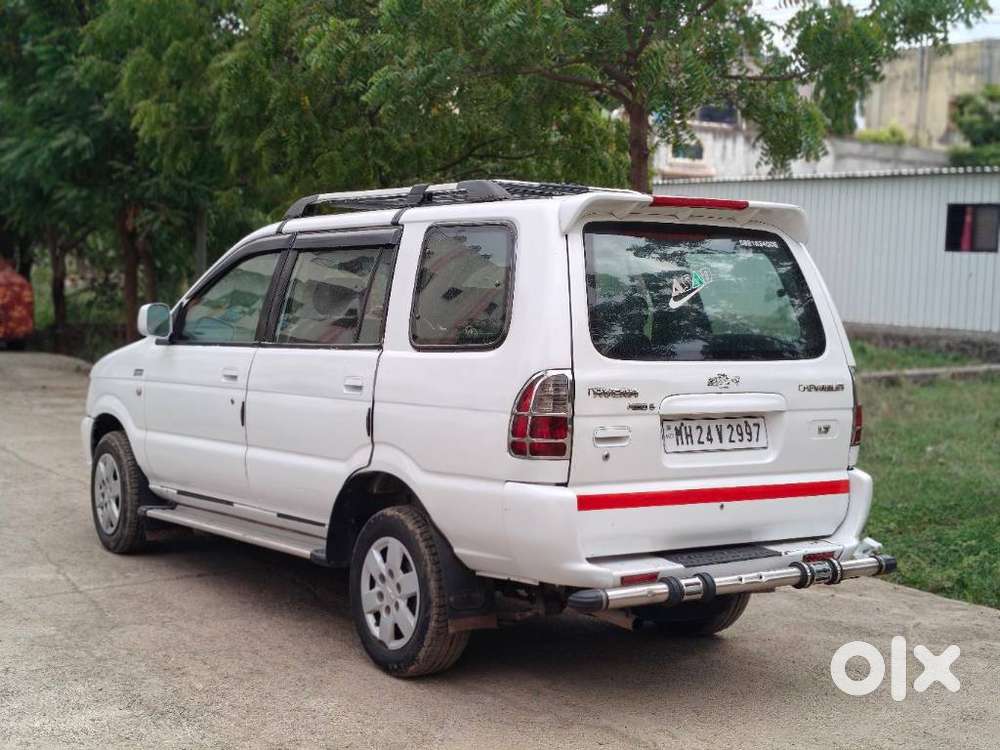 Chevrolet Tavera Neo 3 Lt 9 Seats Bsiv, 2011, Diesel