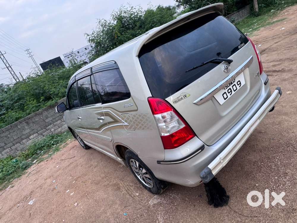 Toyota Innova Diesel 2013
