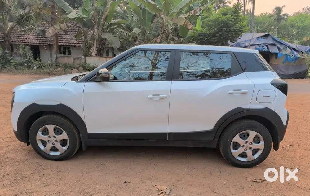 Mahindra Xuv 3xo Mx3 2024