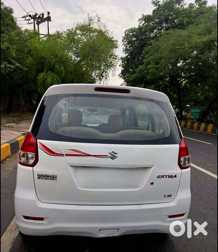 Maruti Suzuki Ertiga 1.4 Vxi Cng Anniversary Edition, 2014, Cng & Hy..
