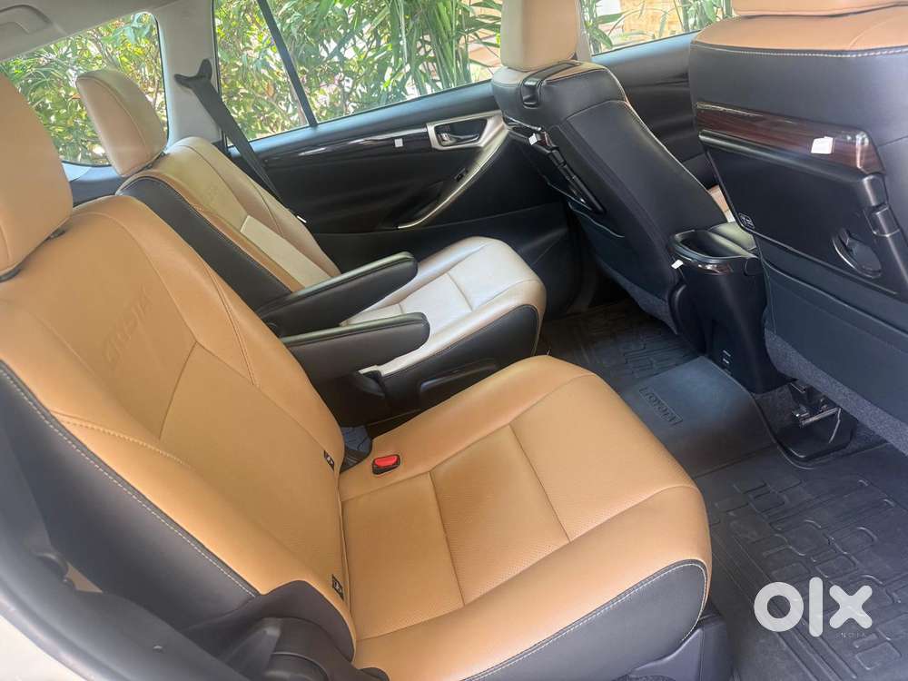 Toyota Innova Crysta Zx 2.4 Diesel 7 Seater, 2022, Diesel
