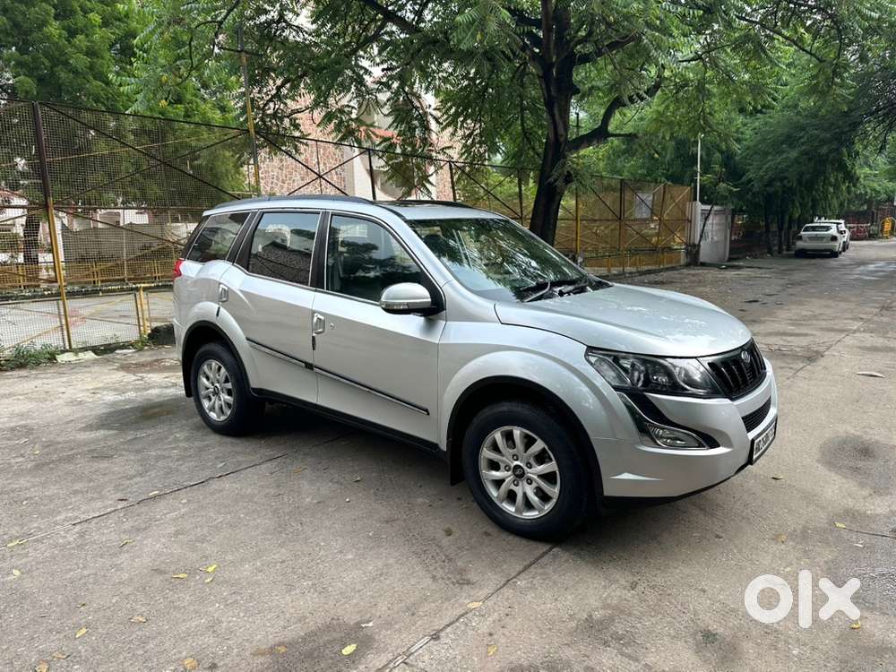 2017 Mahindra Xuv500 Diesel W10 Auto Diesel Sunroof