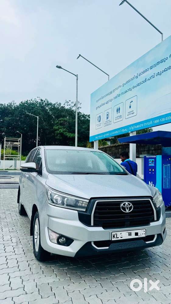 Toyota Innova Crysta 2.4 V 7 Str, 2016, Diesel