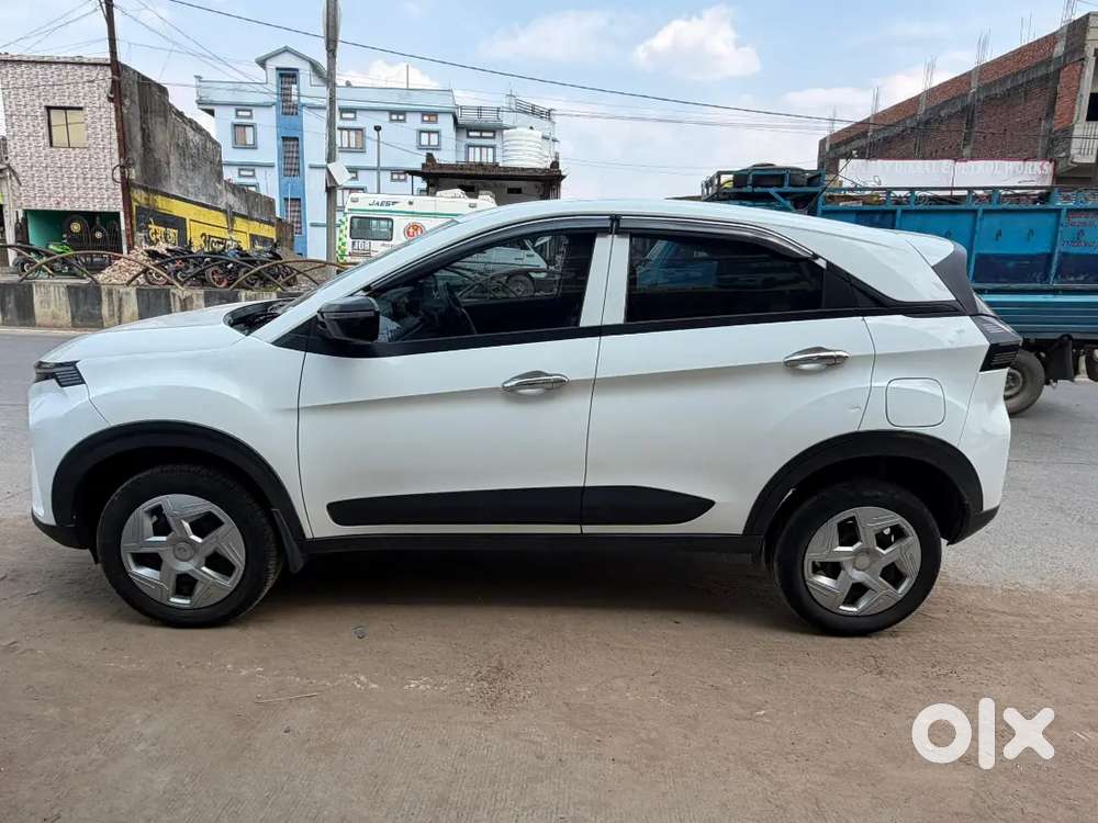 Tata Nexon 2025 Diesel 50000 Km Driven
