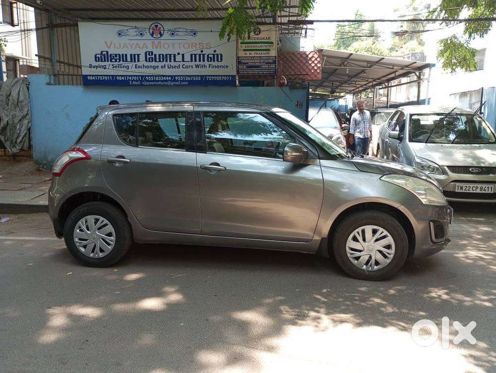 Maruti Suzuki Swift Vxi Abs Bsiv, 2016, Petrol