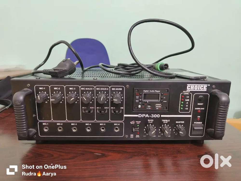 Amplifier and sound box