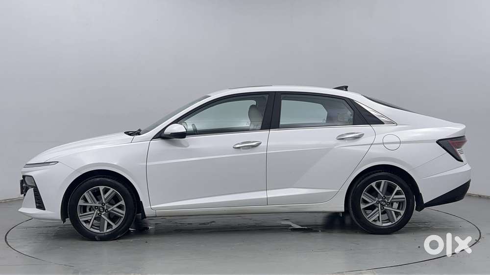Hyundai Verna 1.5 Sx (o) Vtvt Ivt, 2023, Petrol