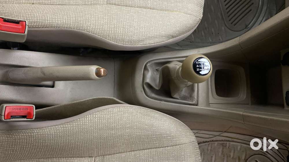 Maruti Suzuki Swift Dzire 1.2 Vxi Bsiv, 2016, Petrol
