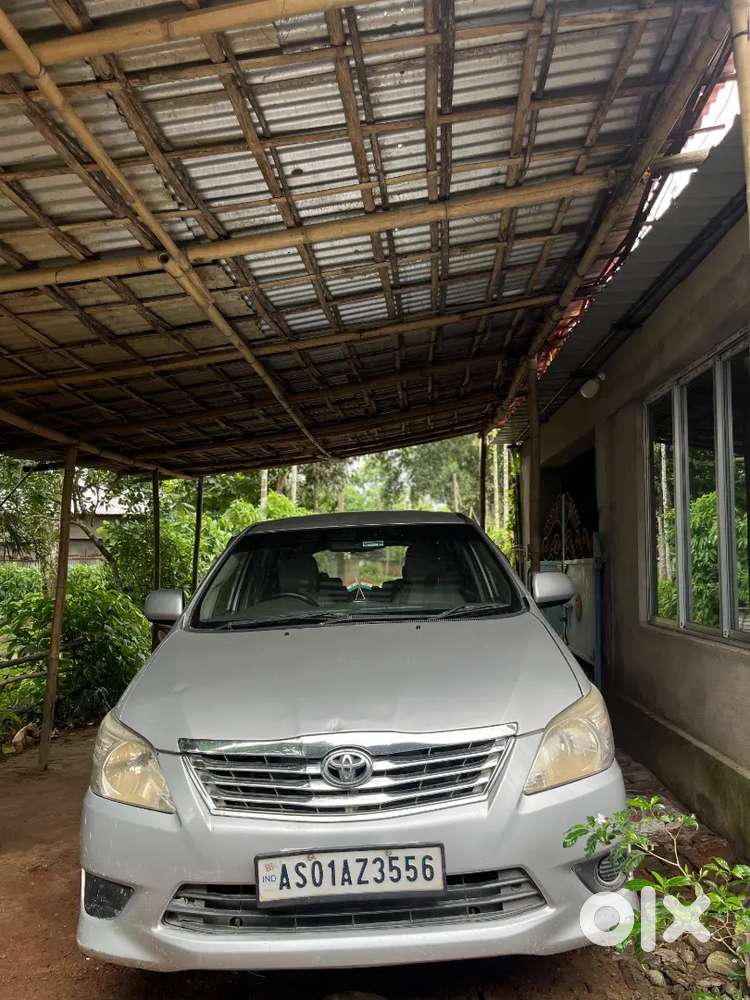 Toyota Innova Diesel 2012