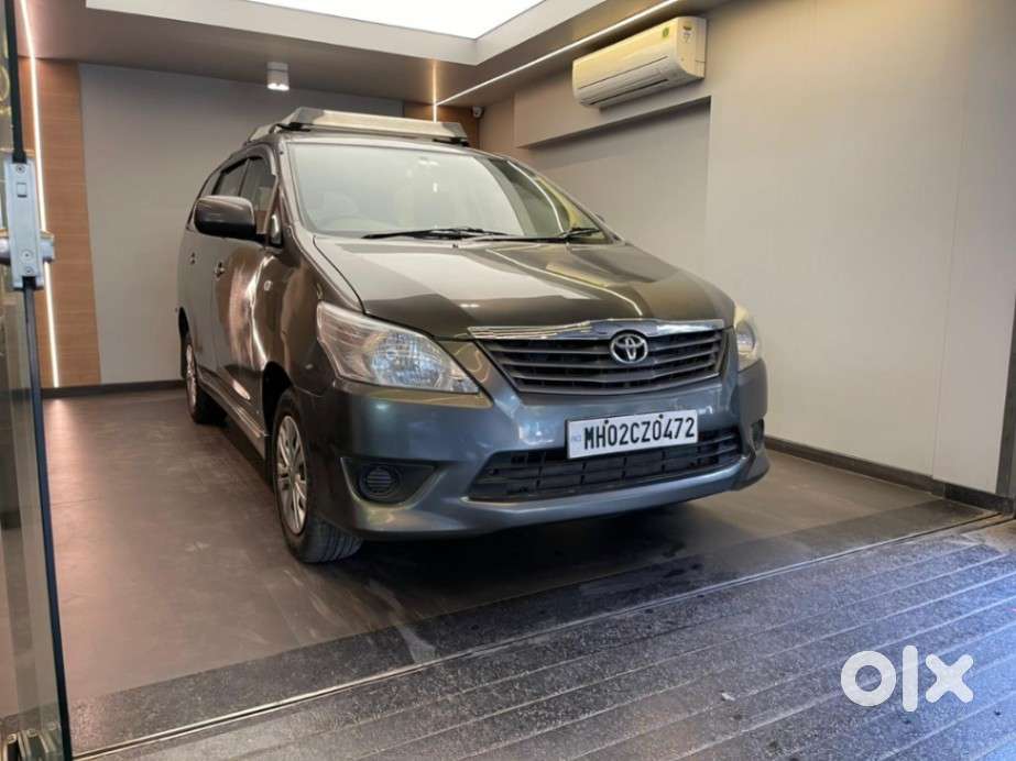 Toyota Innova 2.5 G (diesel) 8 Seater, 2013
