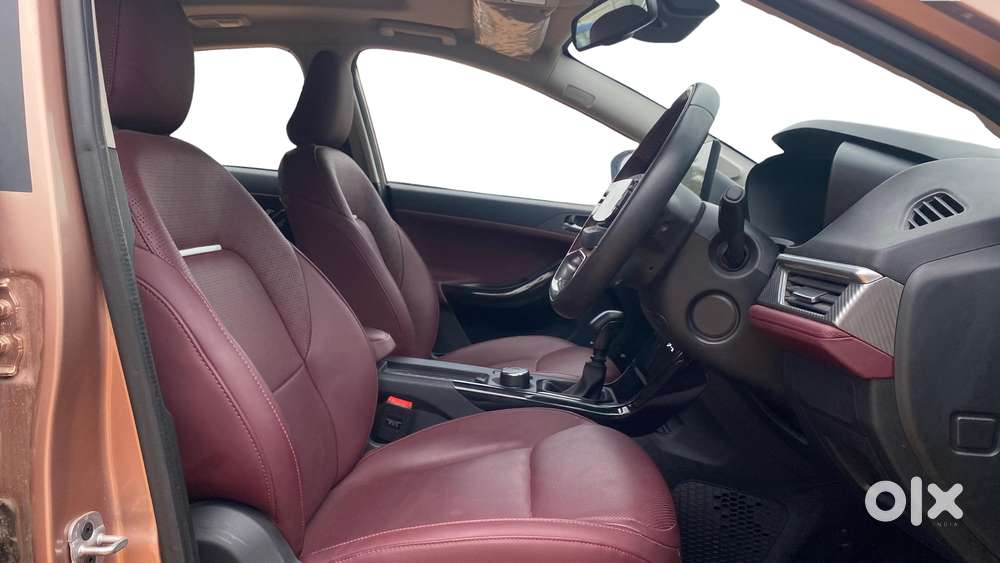 Tata Curvv Accomplished Plus A 1.2 Hyperion Gdi Petrol 6mt, 2024, Pe..