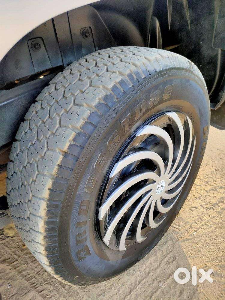 Mahindra Tuv 300 T6, 2016, Diesel