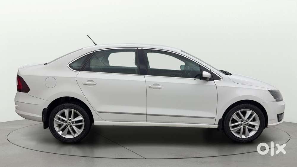 Skoda Rapid 1.0 Style At, 2021, Petrol