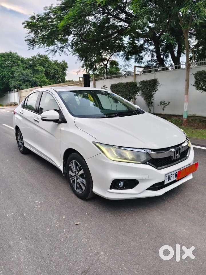 Honda City 1.5 V 4th Gen I-vtec Mt, 2017, Petrol