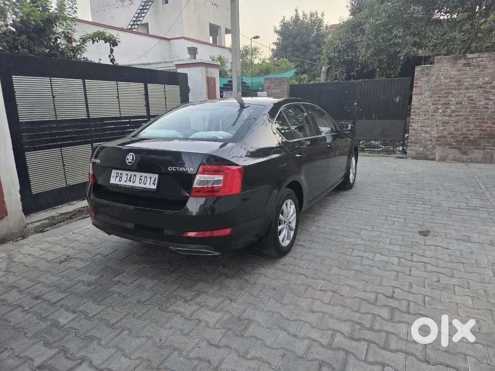 Skoda Octavia Ambition Petrol 2014