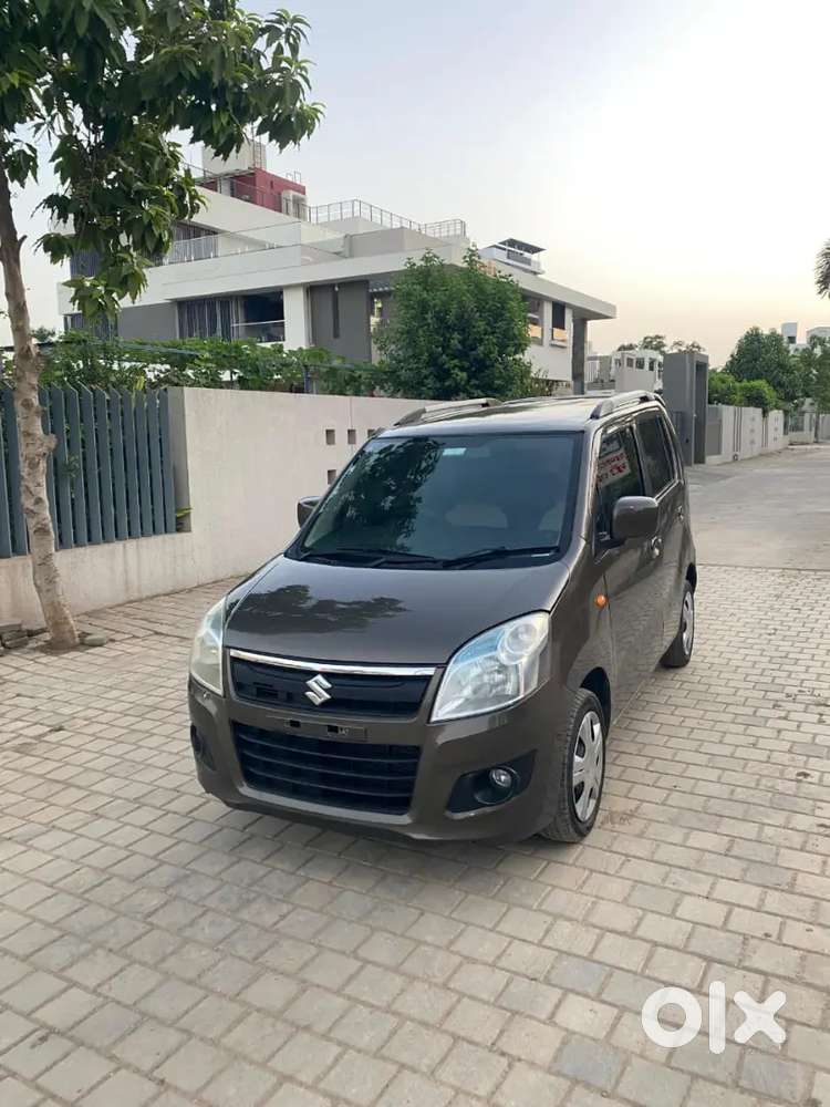 •best Condition  •offer - 3,40,000 ( Slightly Negotiable )