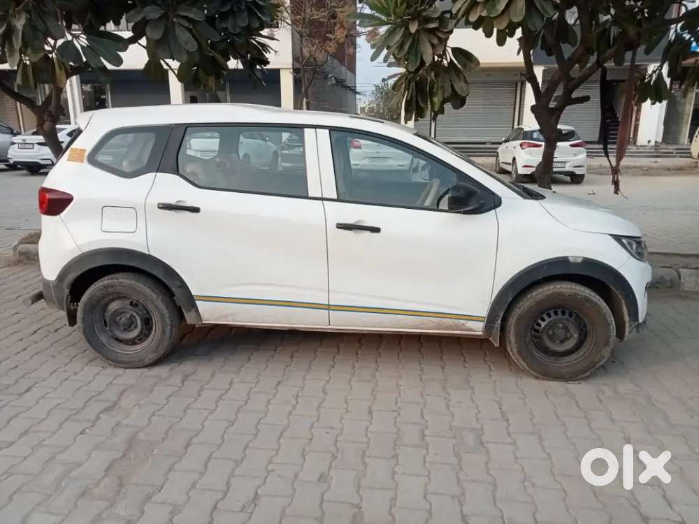 Renault Triber Rxe 2023