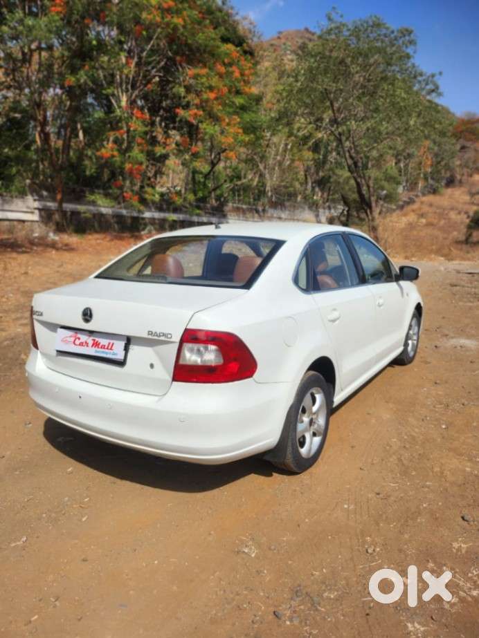 Skoda Rapid Active 1.6 Tdi Mt, 2015, Diesel