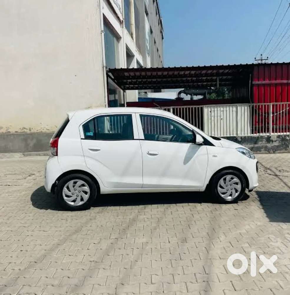 Hyundai Santro Manual Sportz Version 1.1 2018 Model