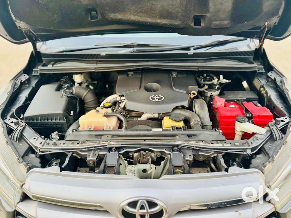 Toyota Innova Crysta 2.8z Automatic, 2016, Diesel