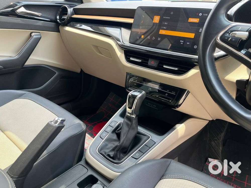 Skoda Slavia 1.0 Tsi Style, 2024, Petrol