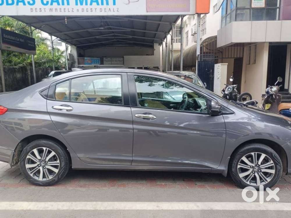Honda City 1.5 V 4th Gen I-vtec Mt, 2017, Petrol