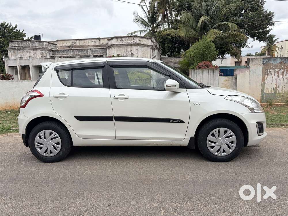 Maruti Suzuki Swift Vxi, 2016, Petrol