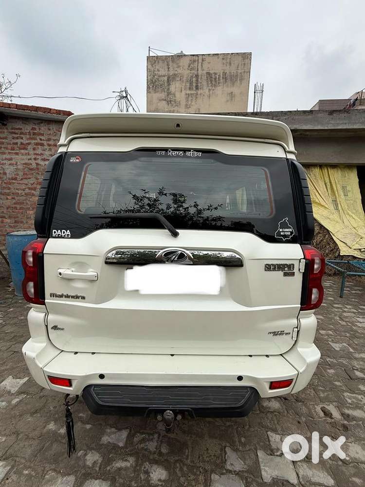 Mahindra Scorpio 2018 Diesel Well Maintained