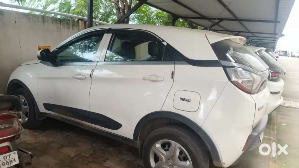 Tata Nexon Diesel Automatic 2021