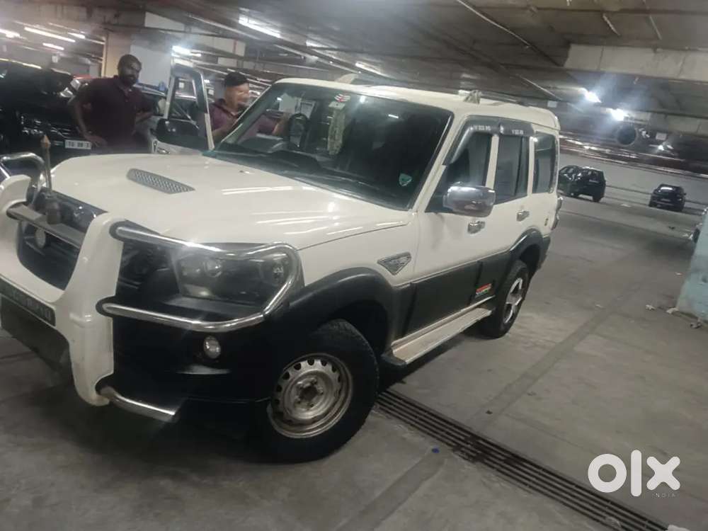 Mahindra Scorpio 2018 Diesel 120000 Km Driven