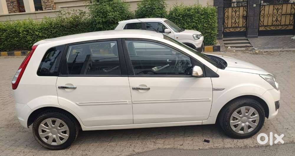 Ford Figo Duratorq Zxi 1.4, 2015, Petrol