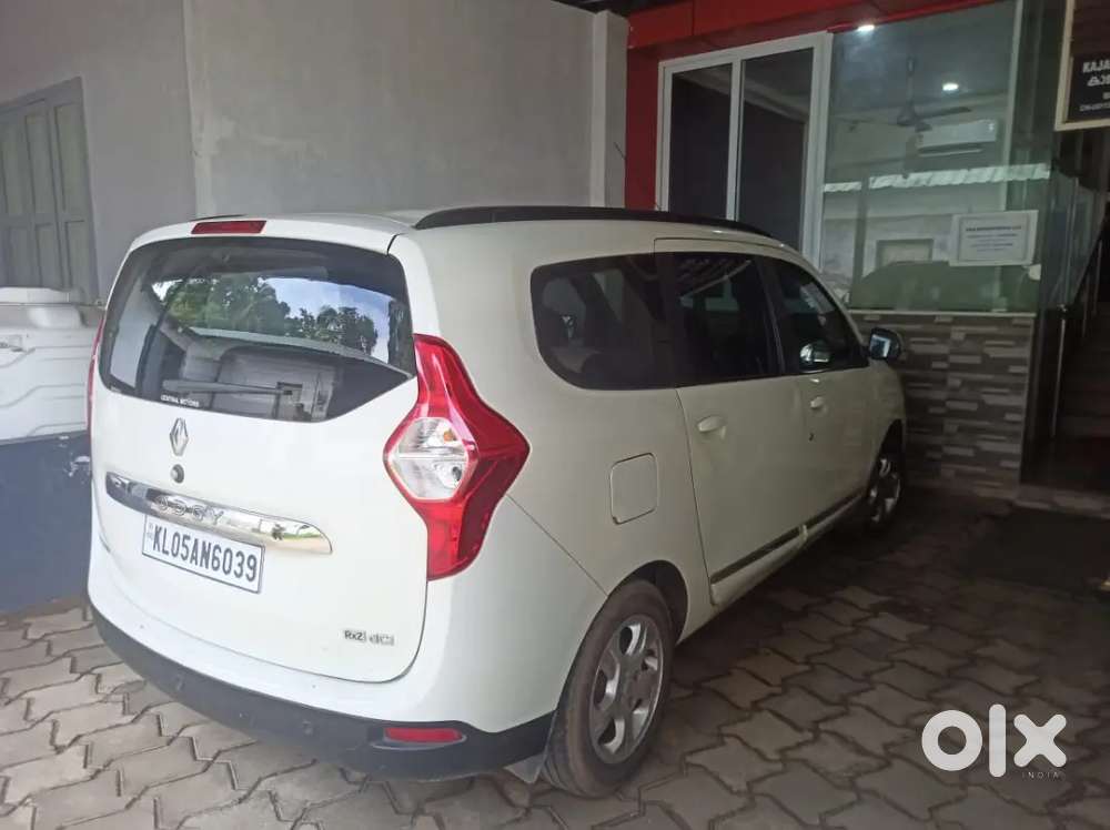 Renault Lodgy Diesel 2016 Rxz 8str