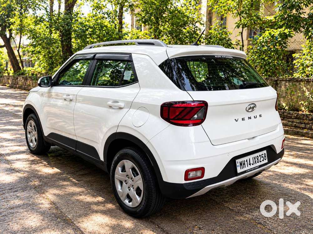 Hyundai Venue, 2022, Petrol