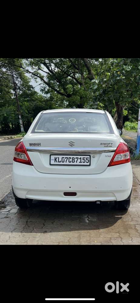 Maruti Suzuki Swift Dzire 1.2 Zxi Bsiv, 2014, Petrol
