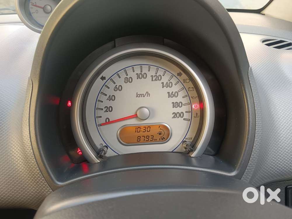 Maruti Suzuki Ritz Vxi, 2012, Petrol