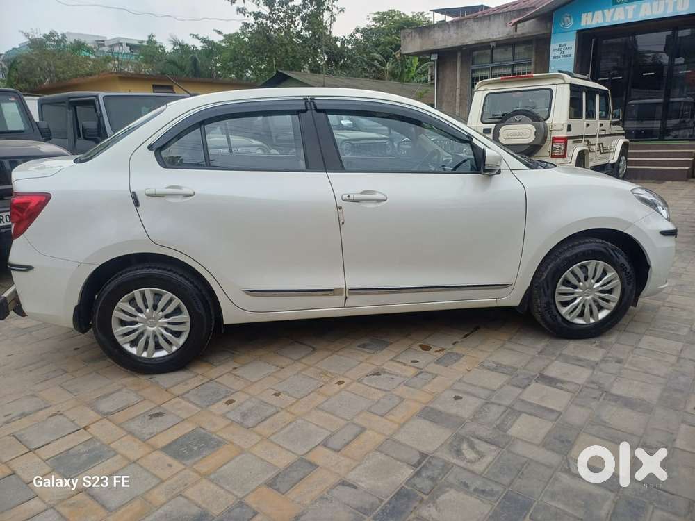 Maruti Suzuki Dzire 1.2 Vxi, 2023, Petrol