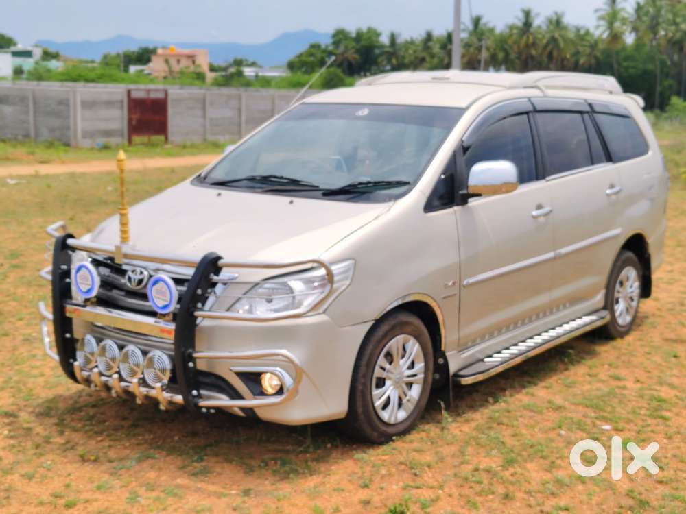 Toyota Innova 2.5 G (diesel) 8 Seater, 2016, Diesel