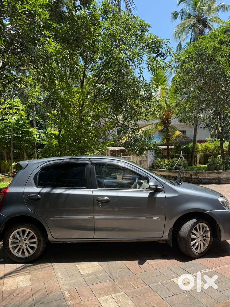 Toyota Etios Liva Petrol 2016