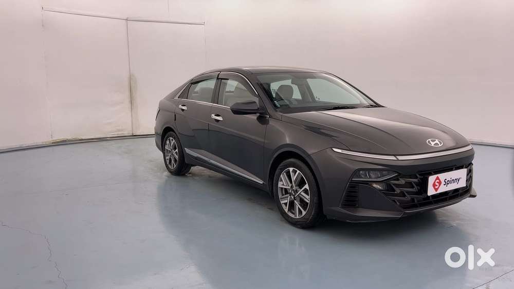 Hyundai Verna 1.5 Sx (o) Petrol Mt, 2023, Petrol