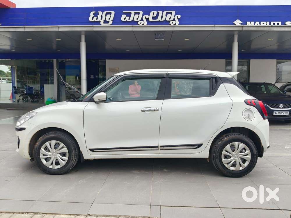 Maruti Suzuki Swift Vxi Optional, 2020, Petrol