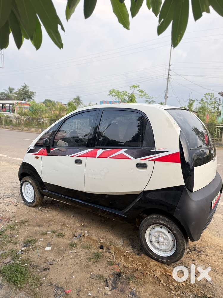 Tata Nano Twist 2013