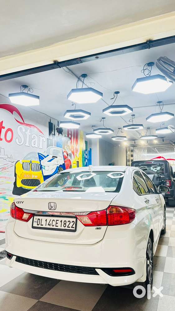 Honda City V At I-vtec, 2018, Petrol
