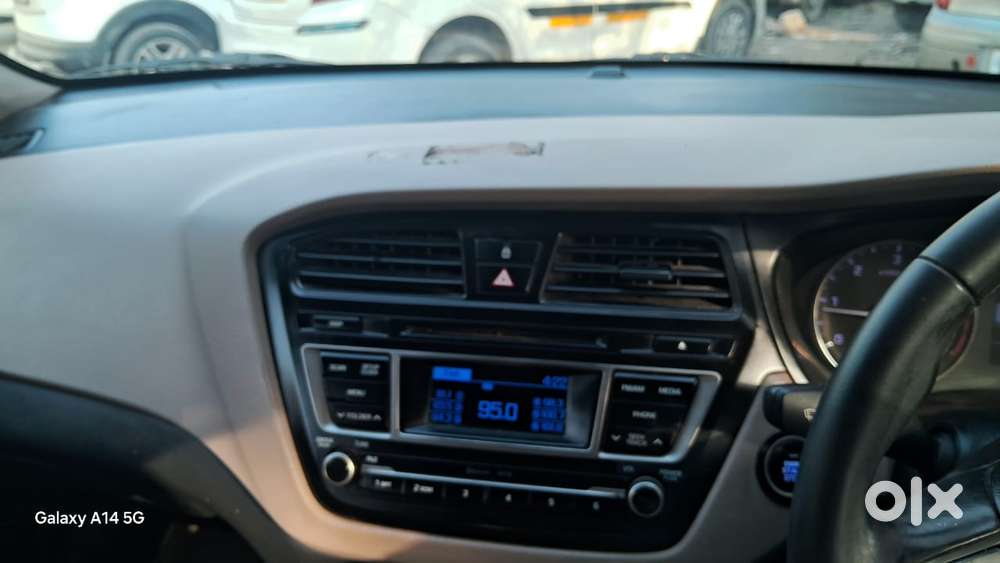 Hyundai I20 Sportz 1.2 Bs-iv, 2015, Diesel