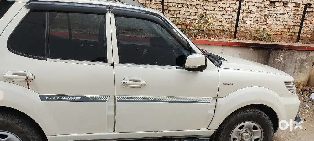 Tata Safari Storme 2016 Diesel Manual Car