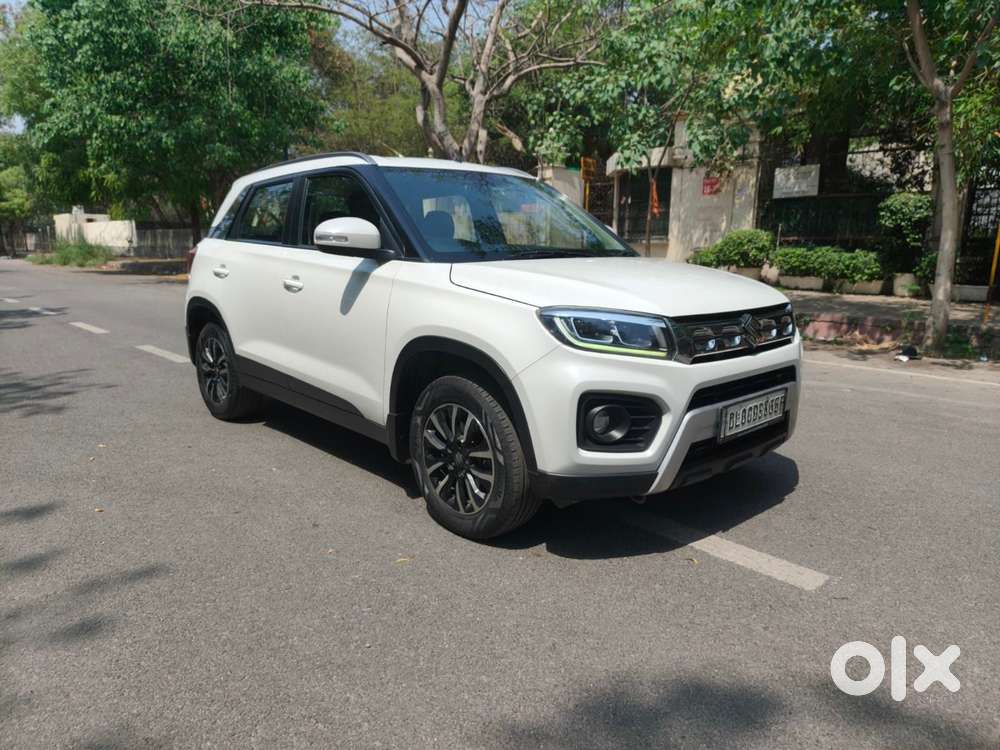 Maruti Suzuki Brezza 1.5 Zxi Plus At Smart Hybrid, 2021, Petrol