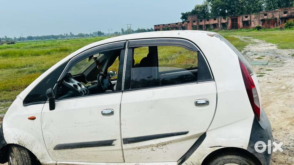 Tata Nano Petrol 2012