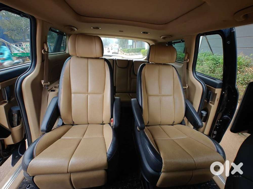 For Sale - Kia Carnival D2.28at Limousine 7 For Sale