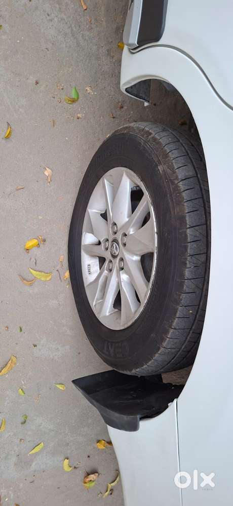 Toyota Innova Crysta 2.4 G Mt, 2017, Diesel