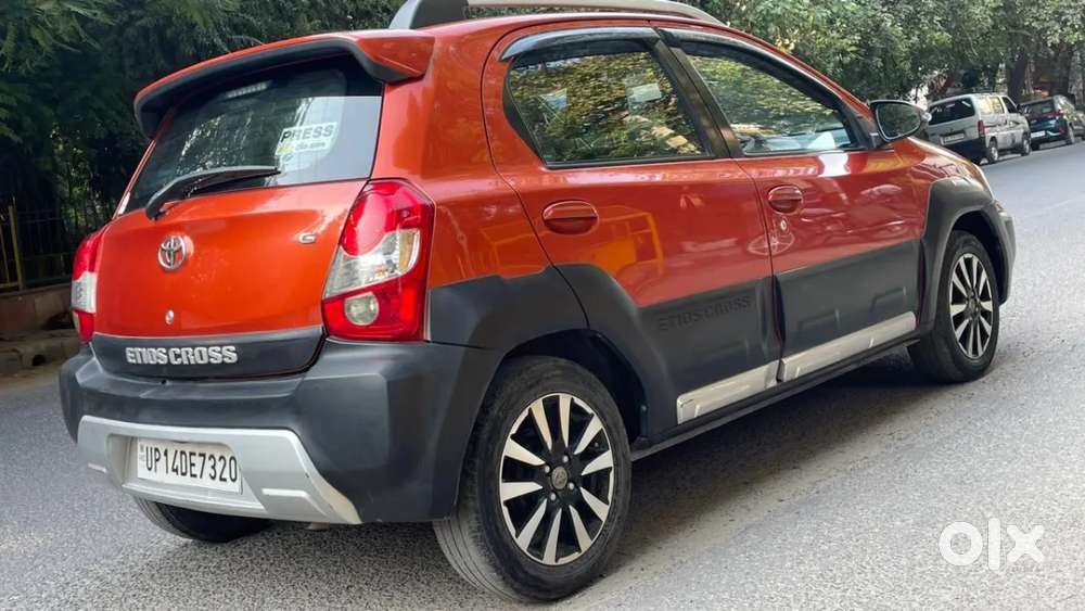 Toyota Etios Cross 1.2l G, 2017, Petrol